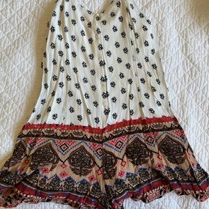 Spaghetti strapped romper good length